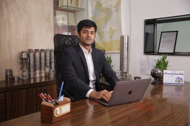 Rushabh Kamdar